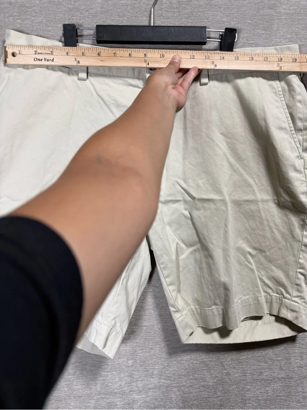 Polo Ralph Lauren Classic Fit 9” Chino Shorts Men’s 40 Beige Khaki Cotton